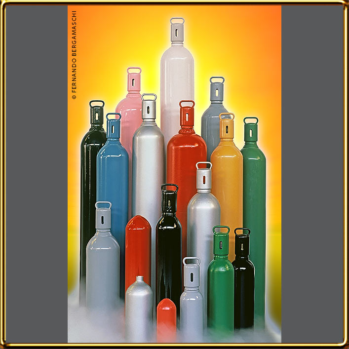 cylinders for storing and transporting gases